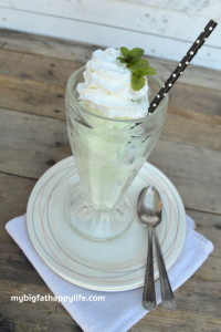 The perfect ice cream for St. Patrick's Day - Shamrock Ice Cream, homemade mint ice cream | mybigfathappylife.com