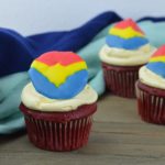 These awesome Captain Marvel Cupcakes are SUPER easy to make and perfect to celebrate the premiere of Captain Marvel!