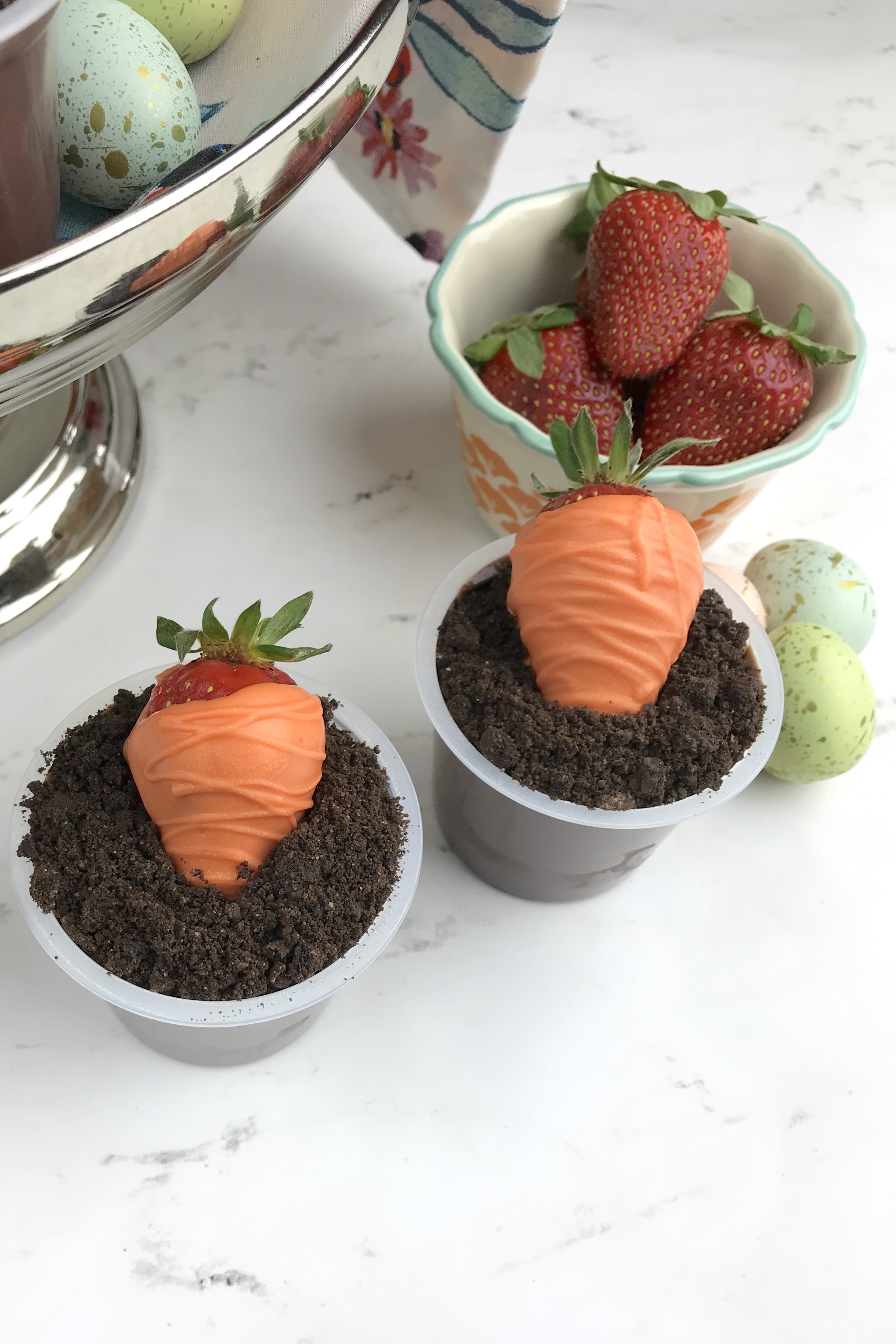 Carrot Patch Dirt Cups - My Big Fat Happy Life