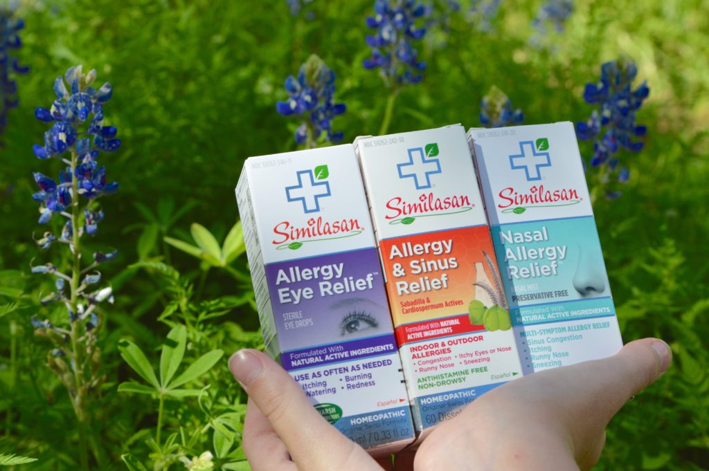 The flowers are blooming and grass and tree pollen is high!  Do you suffer from seasonal allergies?  I am sharing my top tips for seasonal allergies.