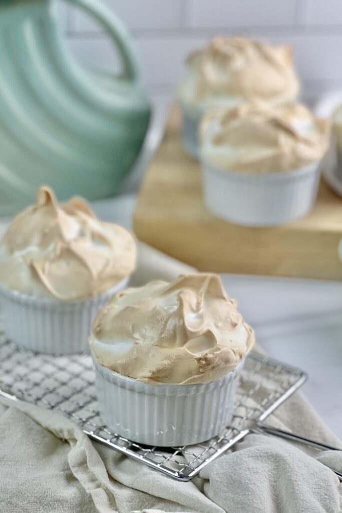 Mini Crustless Chocolate Meringue Pies